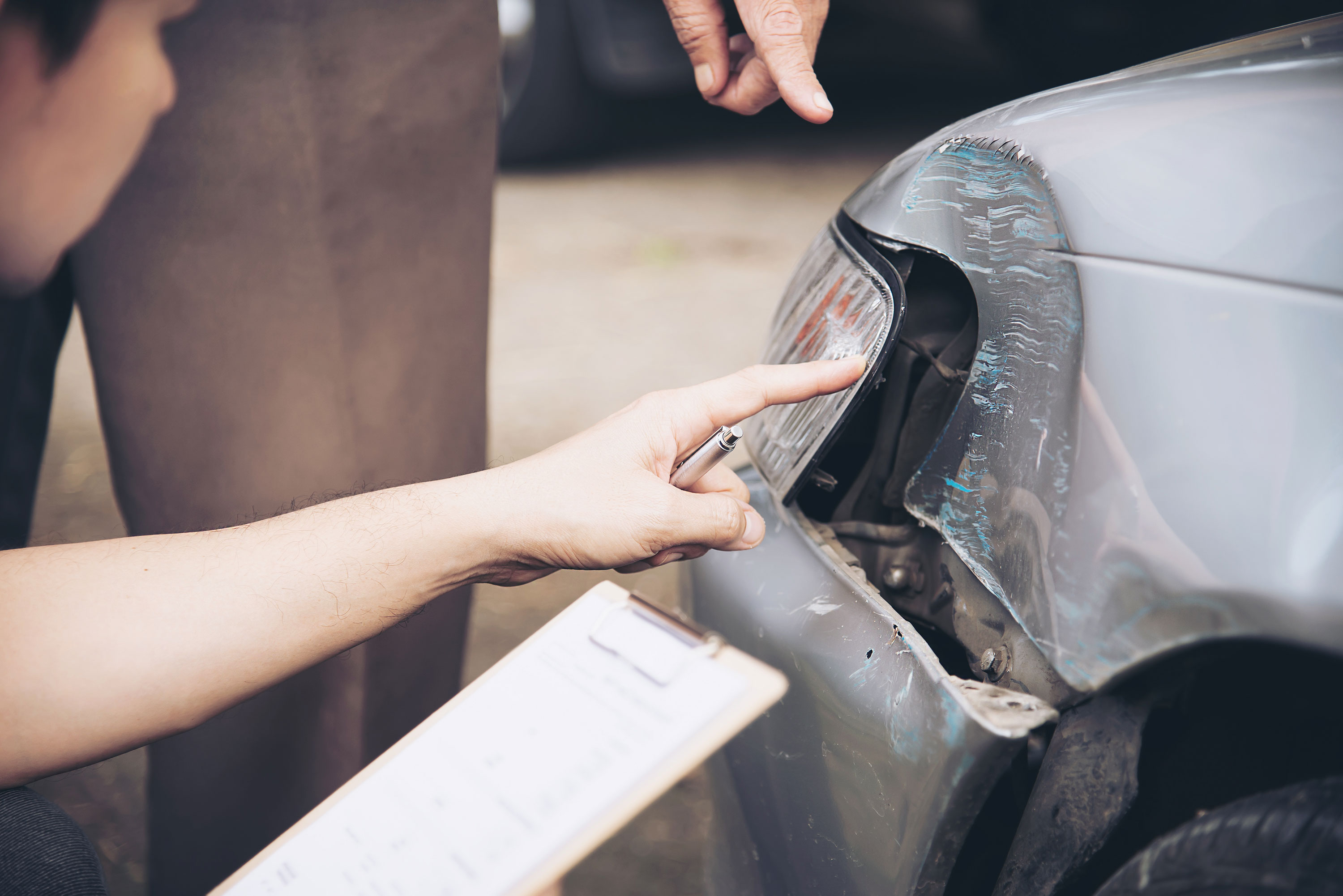 how-to-claim-insurance-for-car-accident